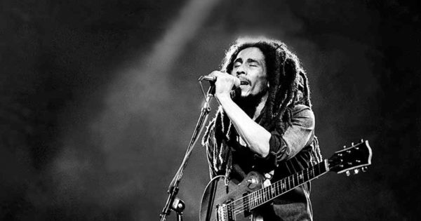 Cele mai frumoase citate ale lui Bob Marley – “Cel mai laş bărbat este cel care îi câştigă iubirea unei femei, fără intenţia de a o iubi”
