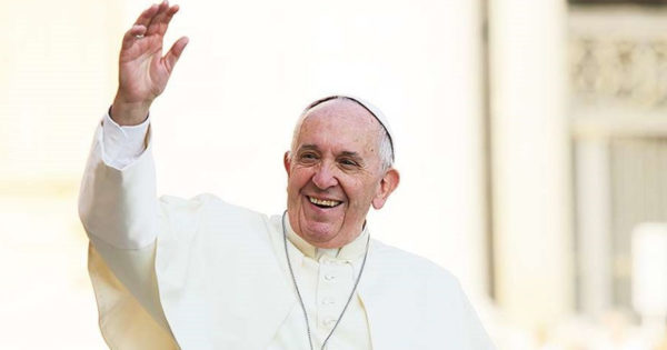 Cele mai frumoase sfaturi oferite de Papa Francisc pentru cei care vor sa fie fericiti!
