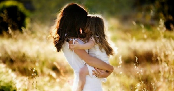 Dragostea unei mame este un adevarat miracol pe acest pamant.