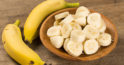 „O banana pe zi tine doctorul la distanta!” – Beneficiile consumului de banane pentru sanatate.