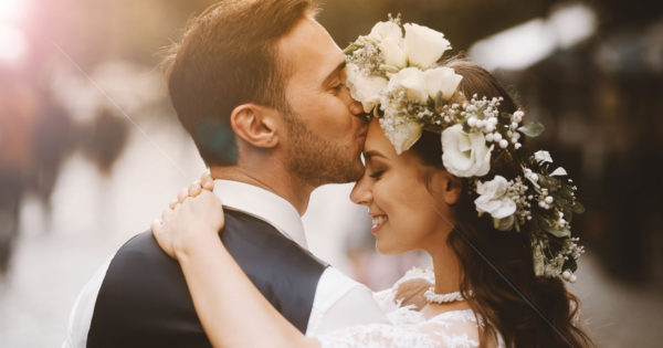 10 responsabilități ale unui bărbat căsătorit! ”1. să-și facă soția fericită!”