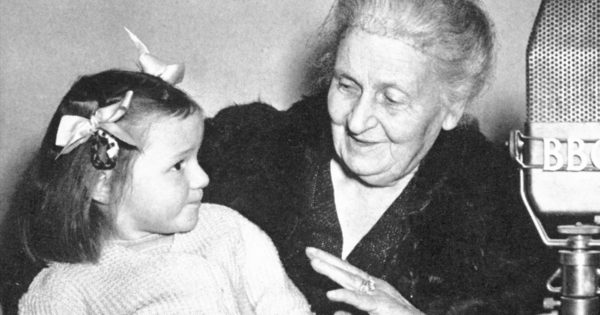 Să crești copii nu e așa de simplu precum pare! 12 sfaturi de la Maria Montessori pentru a fi cel mai bun părinte pentru copiii tăi