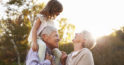 Dragostea bunicilor rămâne chiar și după ce părăsesc această lume… Ei trăiesc mereu în inimile noastre