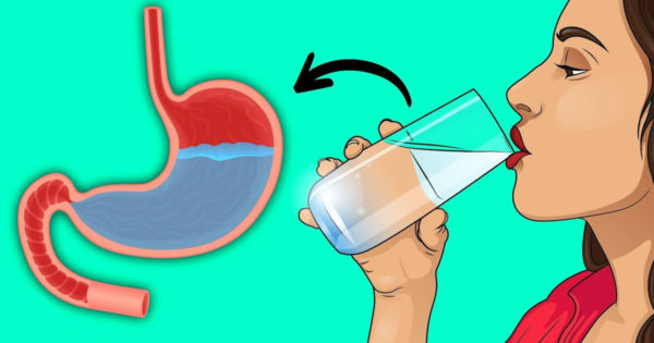 8 motive pentru care ar trebui să beți apă pe stomacul gol imediat după trezire
