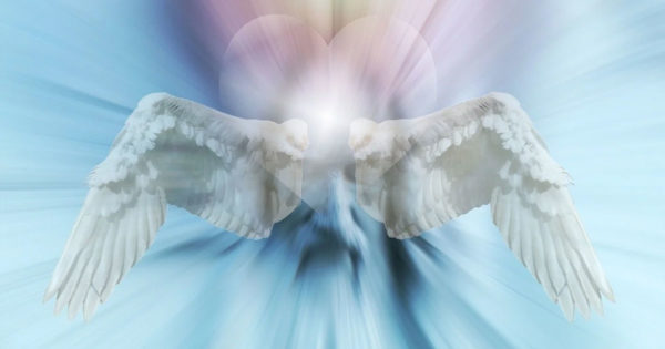 7 semne că îngerul tău păzitor vrea să se conecteze cu tine