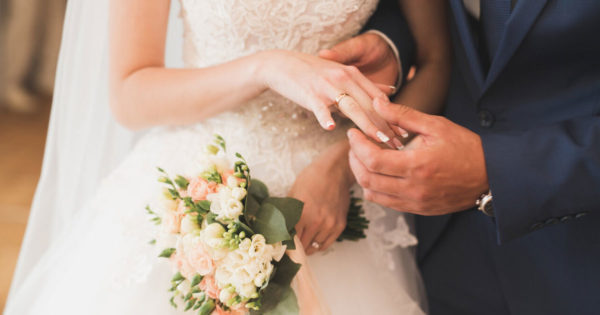 14 lucruri pe care cuplurile uită să le discute înainte de nuntă