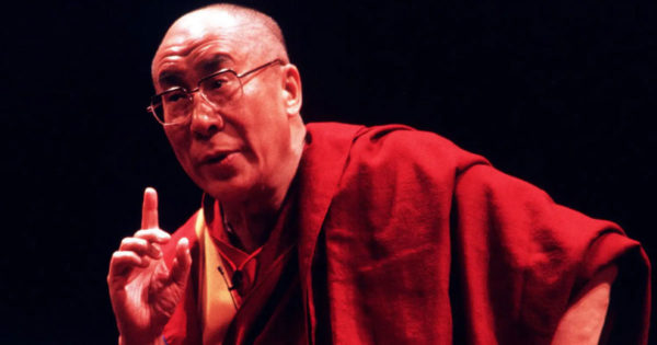 3 gânduri la care trebuie să renunți pentru a deveni fericit: sfaturi înțelepte de la Dalai Lama